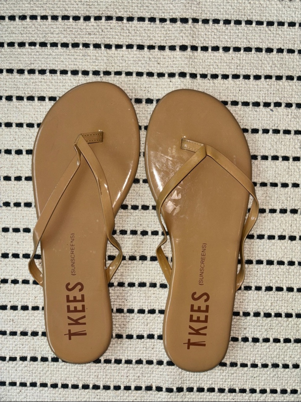 TKEES Women’s Caramel Tan Slim-Strap Flip Sandals